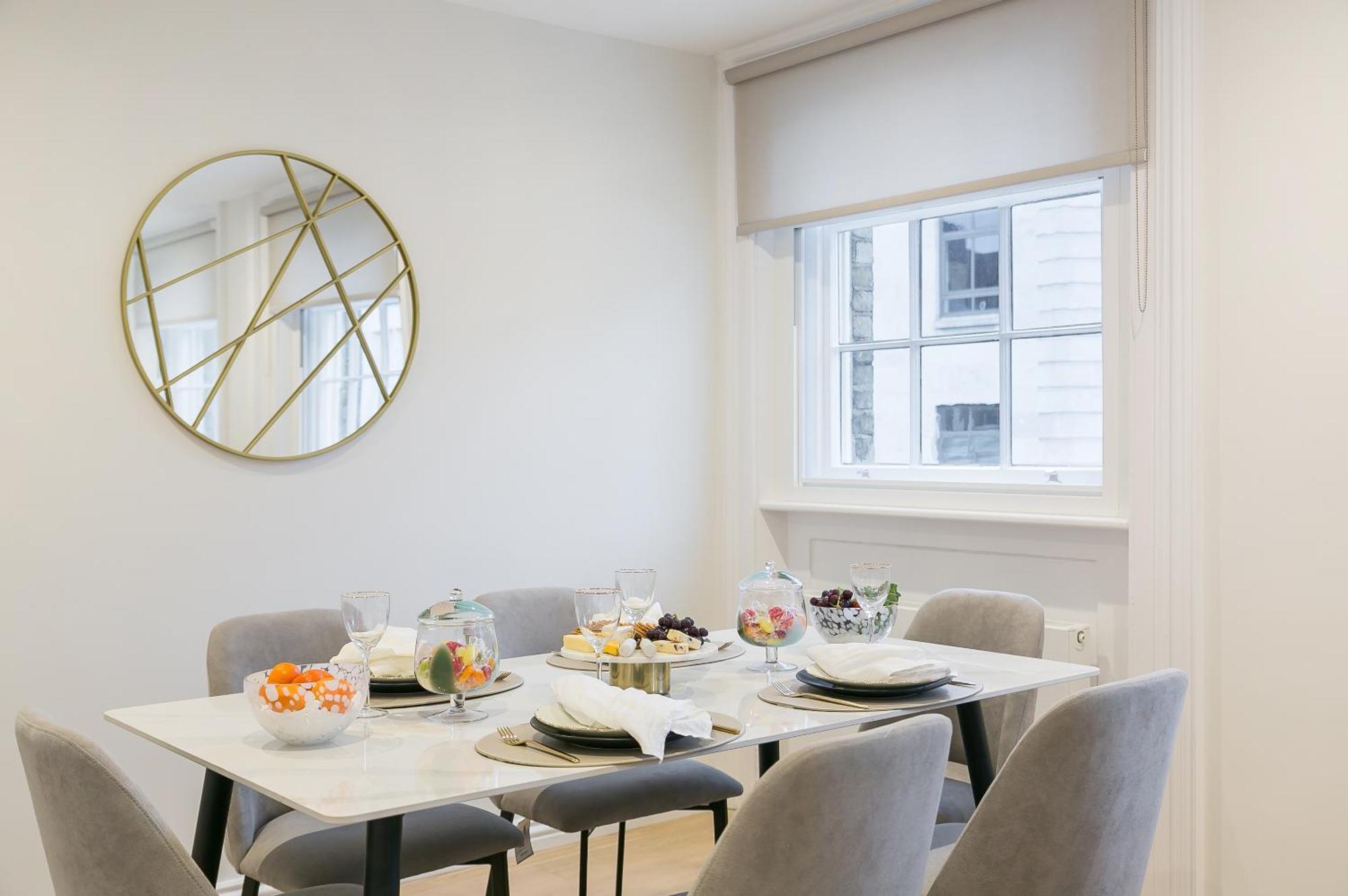Urban Chic - Drury Apartment Лондон Екстериор снимка