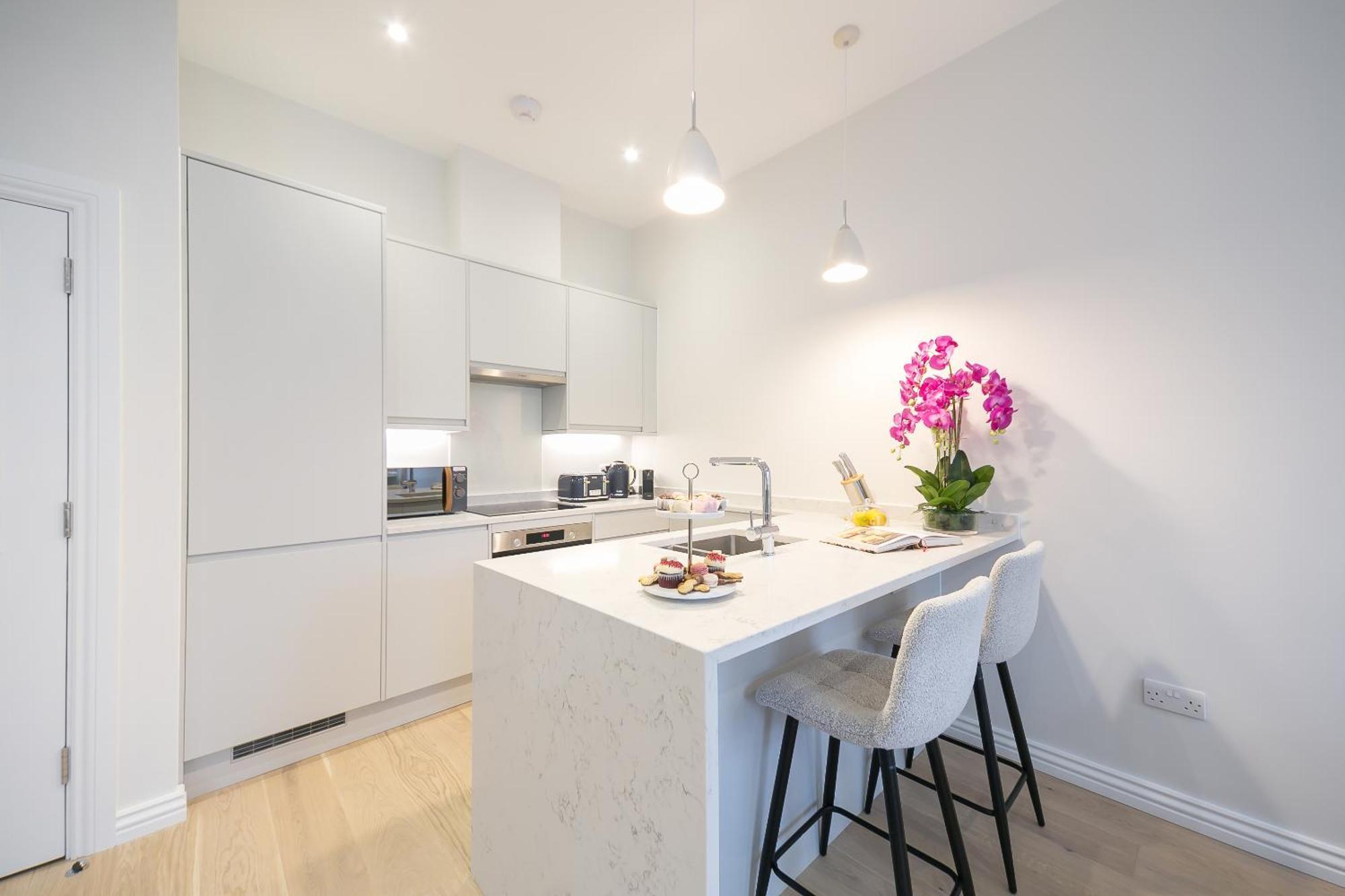 Urban Chic - Drury Apartment Лондон Екстериор снимка